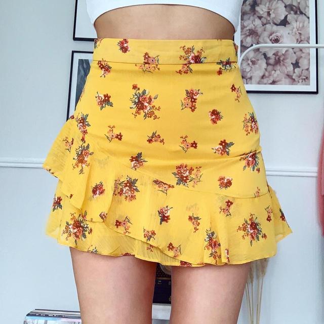 Primark Women's Skirt - Yellow - UK 10 on Productcaster.