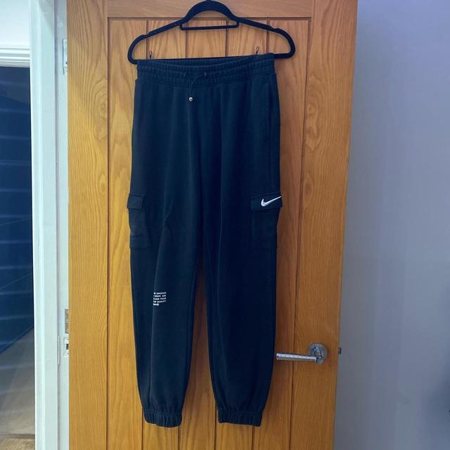 Nike Women's Sweatpants - Black - UK 8 on Productcaster.