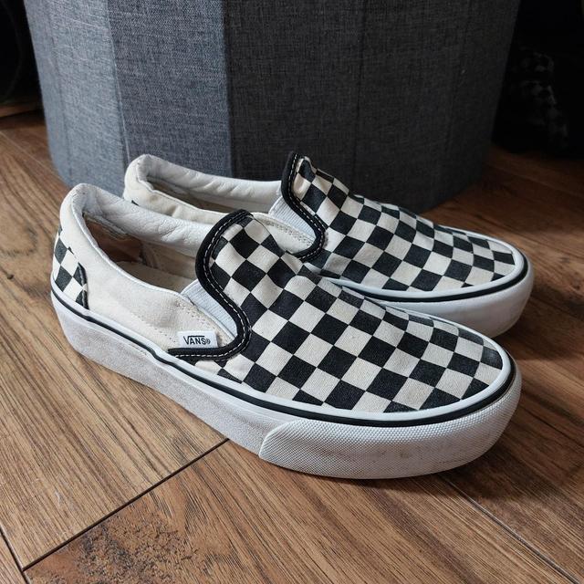 Vans Women's Trainers - Black/White - UK 5 on Productcaster.