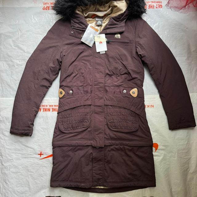 Nike ACG Women's Parka - Burgundy - S on Productcaster.