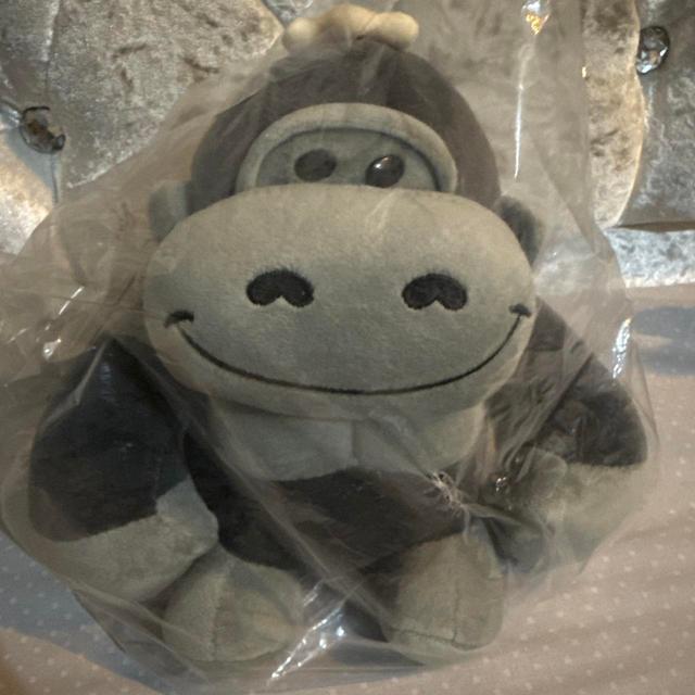 Stuffed animal - Grey/Black on Productcaster.