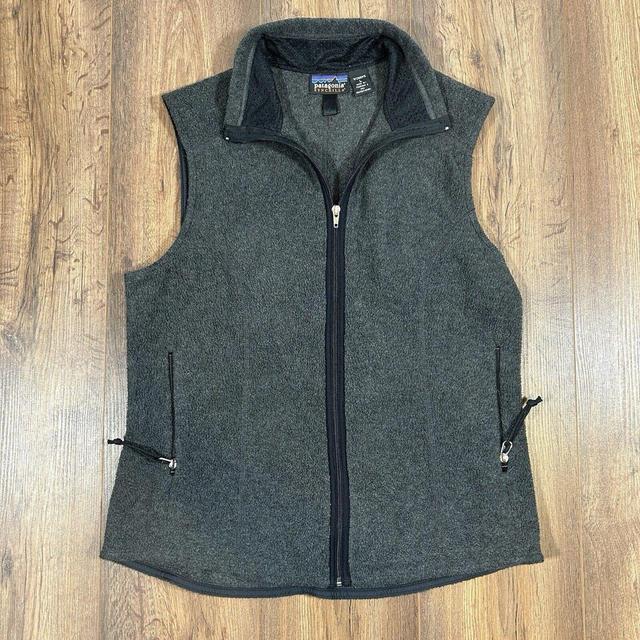 Patagonia Women's Vest - Grey - L on Productcaster.