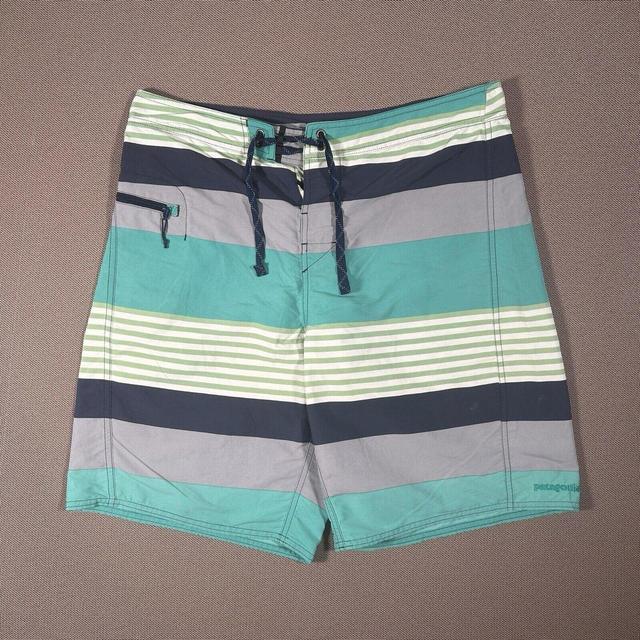 Patagonia Men's Shorts - Multi - 34" on Productcaster.