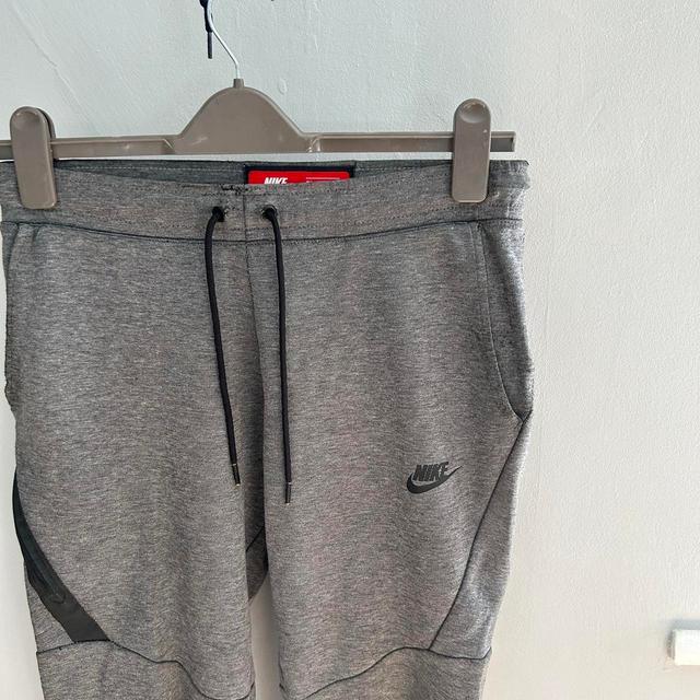 Nike Men's Sweatpants - Grey - S on Productcaster.