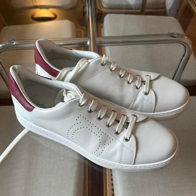 Salvatore Ferragamo Men's Trainers - White - UK 9 on Productcaster.