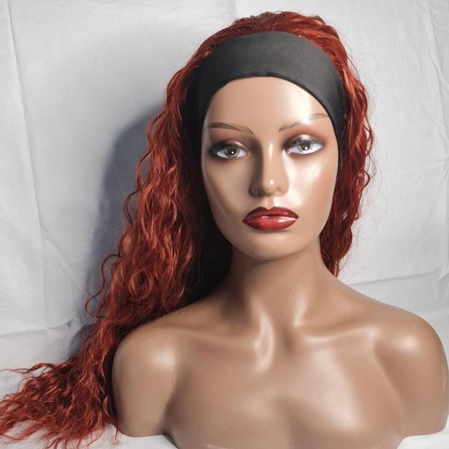 Women's Hair accessory - Red on Productcaster.