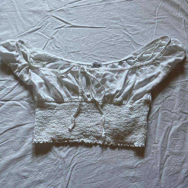 Subdued Women's Crop top - White - XS on Productcaster.