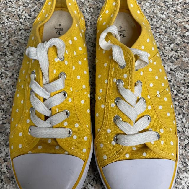 Women's Trainers - Yellow - UK 8 on Productcaster.