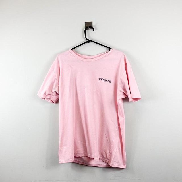 Columbia Sportswear Women's T-shirt - Pink - L on Productcaster.