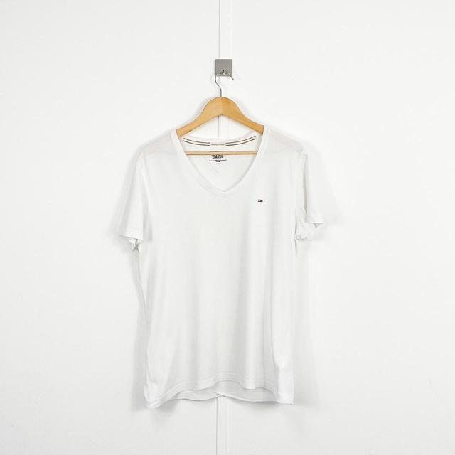 Tommy Hilfiger Women's T-shirt - White - L on Productcaster.