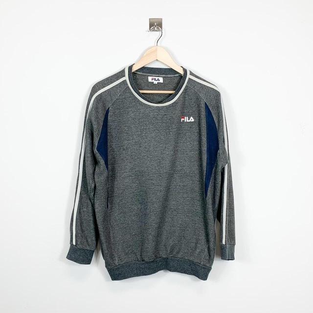 Fila Men's Sweatshirt - Grey - M on Productcaster.