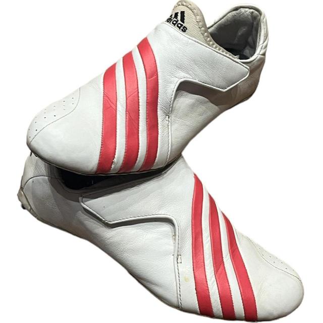 Adidas Women's Boots - White/Pink - EUR 38.5 on Productcaster.