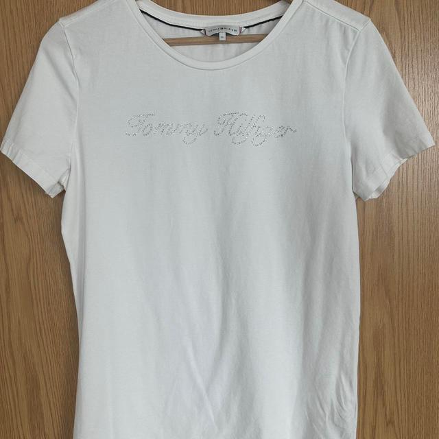 Tommy Hilfiger Women's T-shirt - White - L on Productcaster.