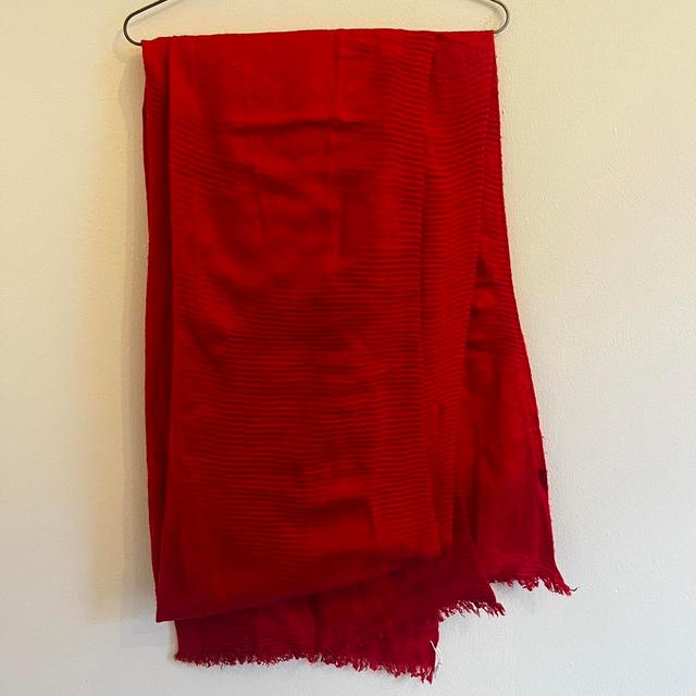 Vintage Women's Scarf - Red on Productcaster.