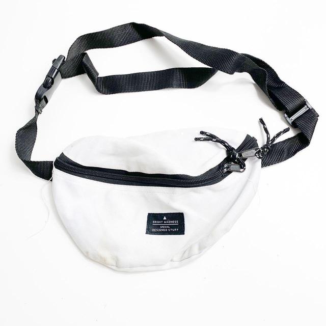 Men's Bag - White on Productcaster.