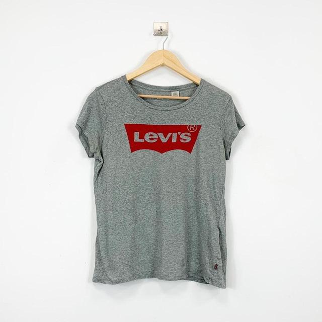 Levi's Women's T-shirt - Grey - M on Productcaster.