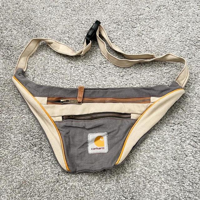 Carhartt Men's Bum bags and belt bags - Grey/Cream on Productcaster.