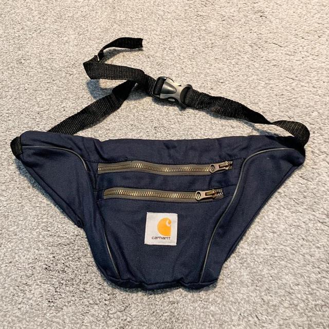 Carhartt Men's Bum bags and belt bags - Navy on Productcaster.