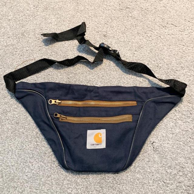 Carhartt Men's Bum bags and belt bags - Navy on Productcaster.