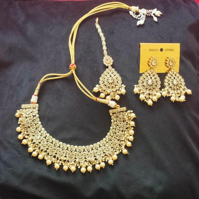 Women's Jewellery - Gold on Productcaster.