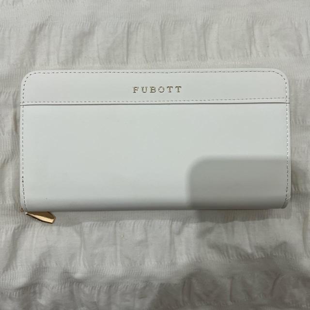 Women's Purses and pouches - White on Productcaster.