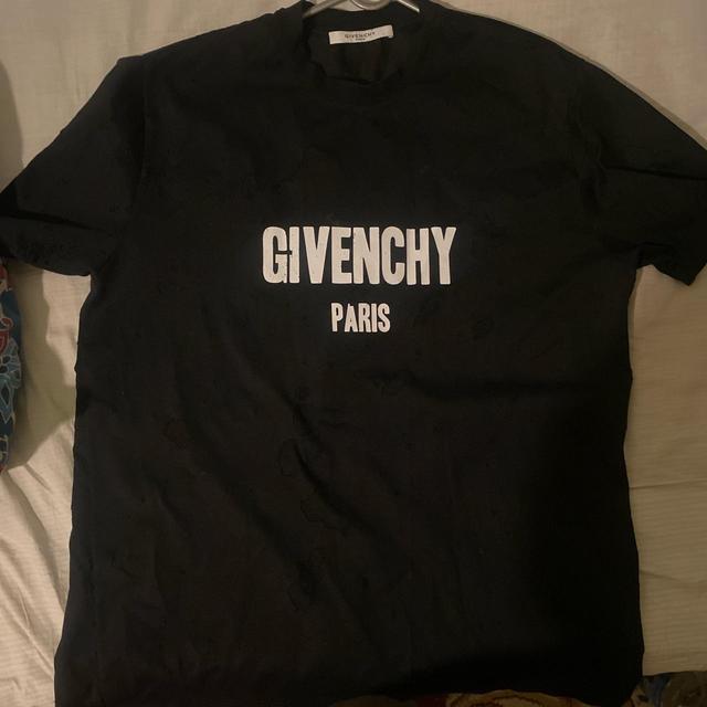 Givenchy Men's T-shirt - Black - XS on Productcaster.