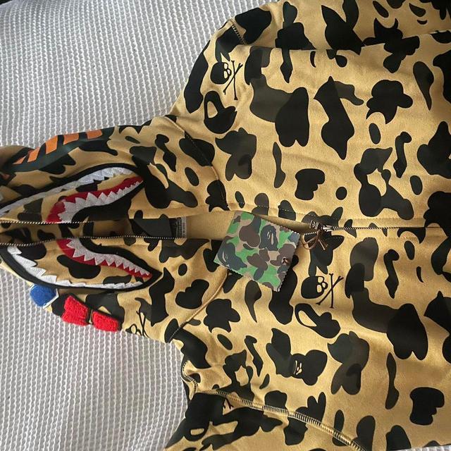 BAPE Men's Hoodie - Multi - XXL on Productcaster.