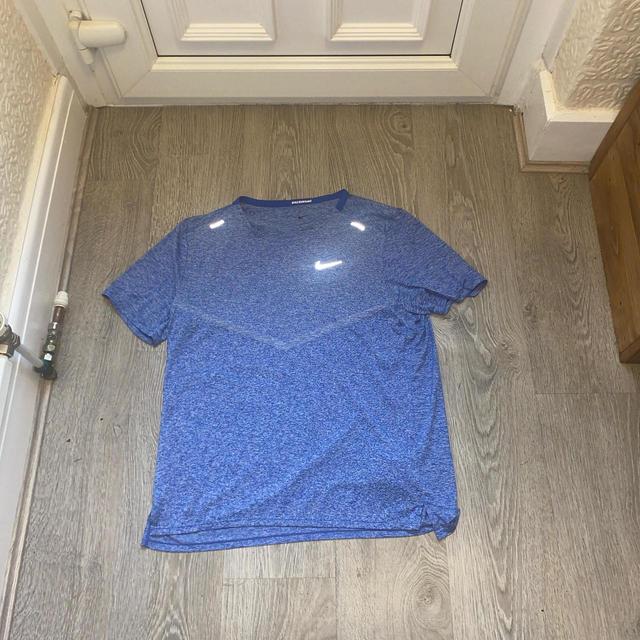 Nike Men's T-shirt - Blue - L on Productcaster.