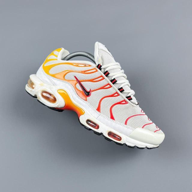 Nike Men's Trainers - White/Orange - UK 7.5 on Productcaster.