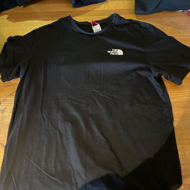 The North Face Men's T-shirt - Black - L on Productcaster.