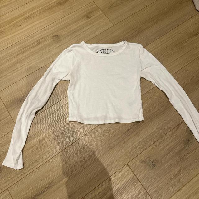 Urban Outfitters Women's Crop top - White - 6 on Productcaster.