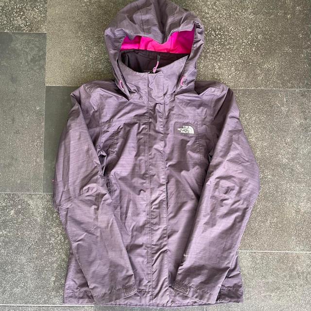 The North Face Women's Lightweight Jacket - Purple/Pink - XS on Productcaster.