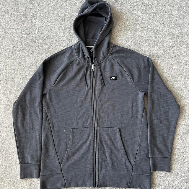 Nike Men's Hoodie - Grey - M on Productcaster.