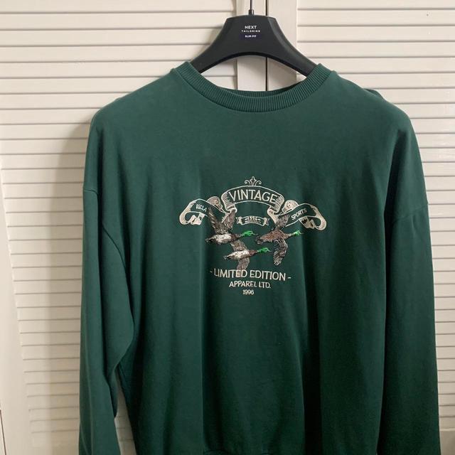 Reclaimed Vintage Men's Jumper - Green - S on Productcaster.