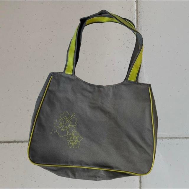 Vintage Women's Tote bags - Khaki/Green on Productcaster.