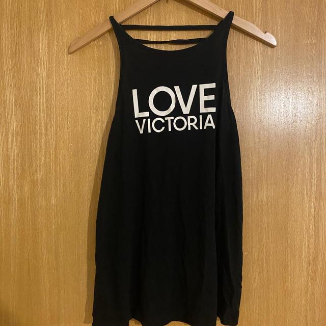 Victoria's Secret Women's T-shirt - Black - S on Productcaster.