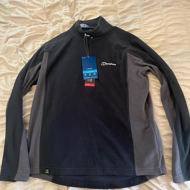 Berghaus Men's Sweatshirt - Black/Grey - L on Productcaster.