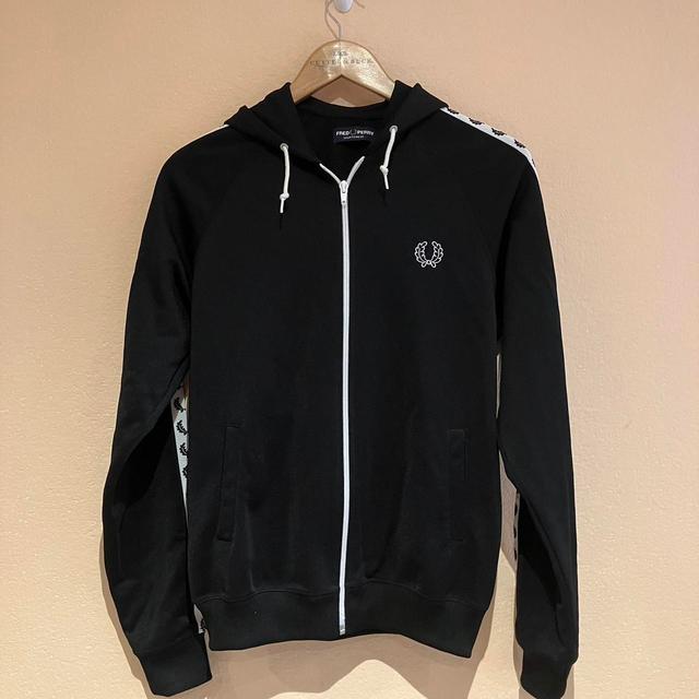 Fred Perry Men's Hoodie - Black - S on Productcaster.