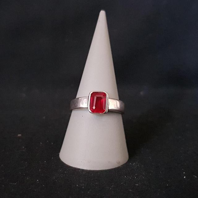 Women's Jewellery - Red on Productcaster.