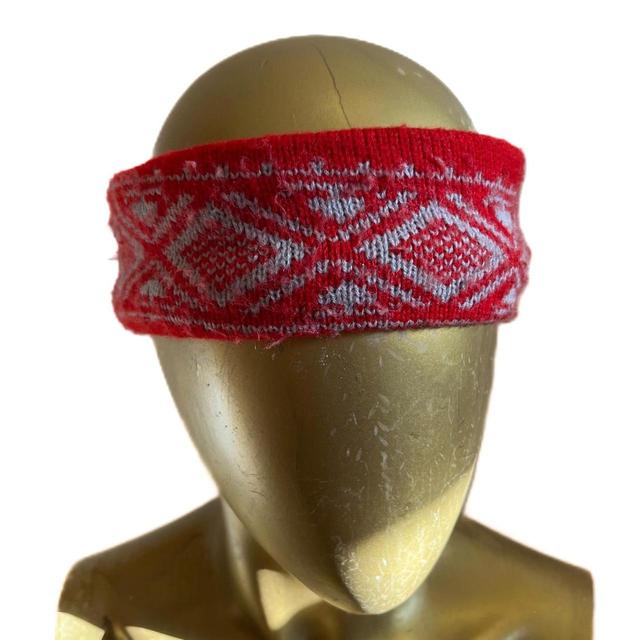 Vintage Men's Knitted Hat - Red on Productcaster.