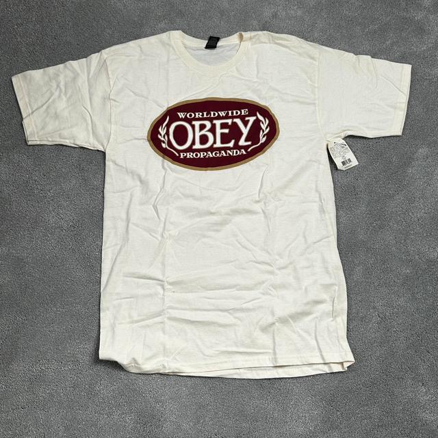 Obey Men's T-shirt - Cream/White - L on Productcaster.