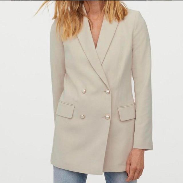 H&M Women's Blazer Jacket - Cream - UK 4 on Productcaster.