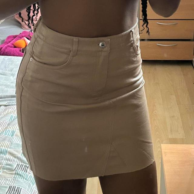 River Island Women's Skirt - Cream/Tan - UK 8 on Productcaster.