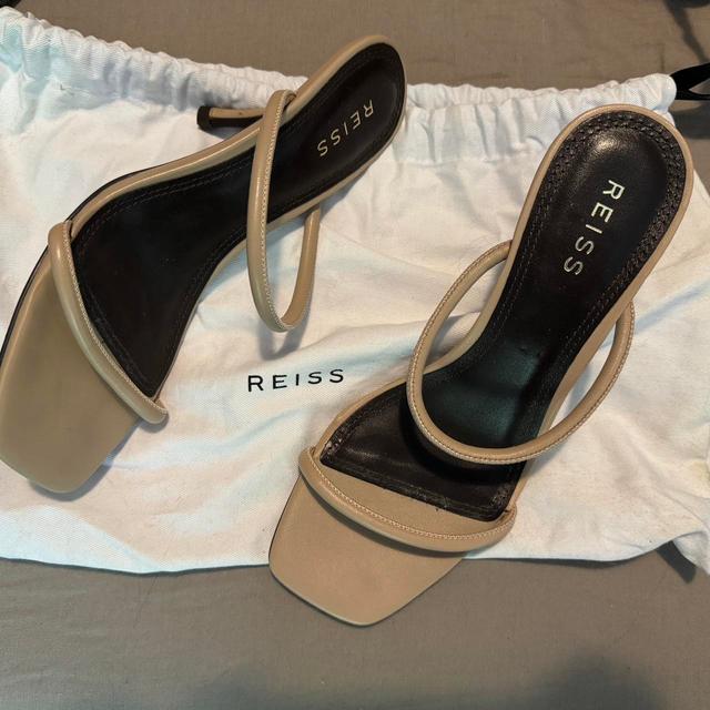 Reiss Women's Sandals - Cream - UK 4 on Productcaster.