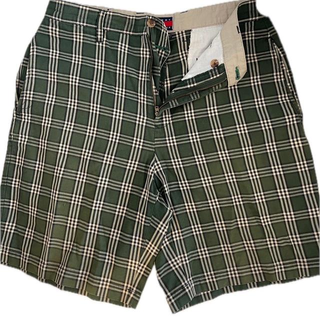 Tommy Hilfiger Men's Shorts - Multi - 32" on Productcaster.