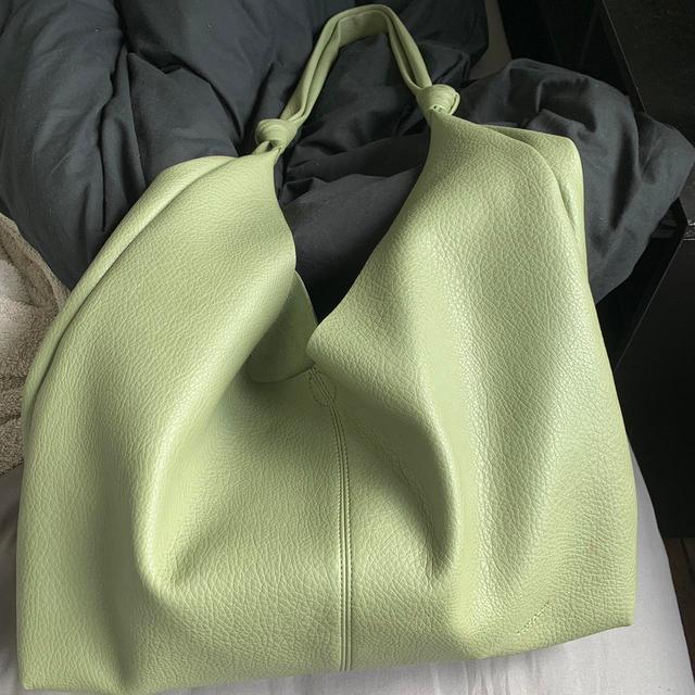 Vintage Women's Shoulder bags - Green on Productcaster.