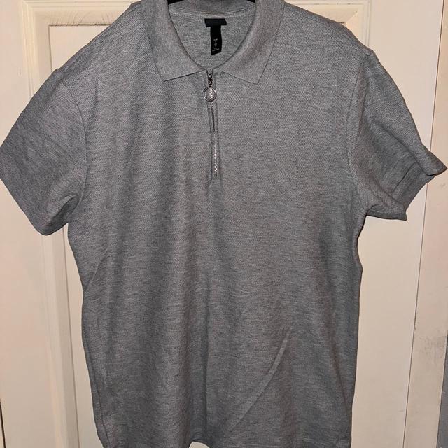 H&M Men's Polo shirt - Grey - L on Productcaster.