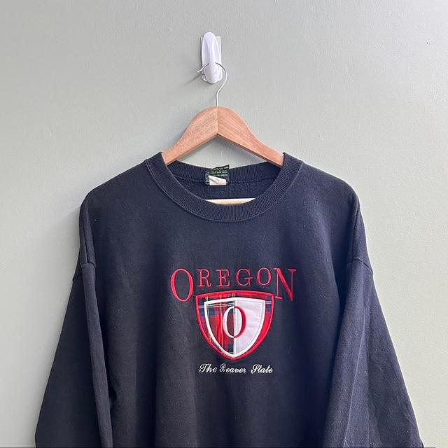 Vintage Men's Sweatshirt - Black/Red - L on Productcaster.