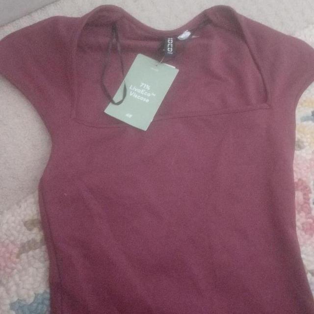 H&M Women's Crop top - Burgundy/Purple - 6 on Productcaster.