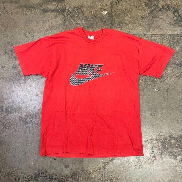 Nike Men's T-shirt - Red - XL on Productcaster.